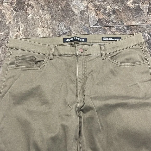 Joe Fresh Pants - Picture 2 of 5